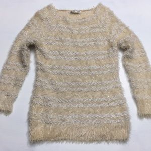 🚨 5/$25 SALE 🚨 Womens Sz Medium Sequin Faux‎ Fur Sweater